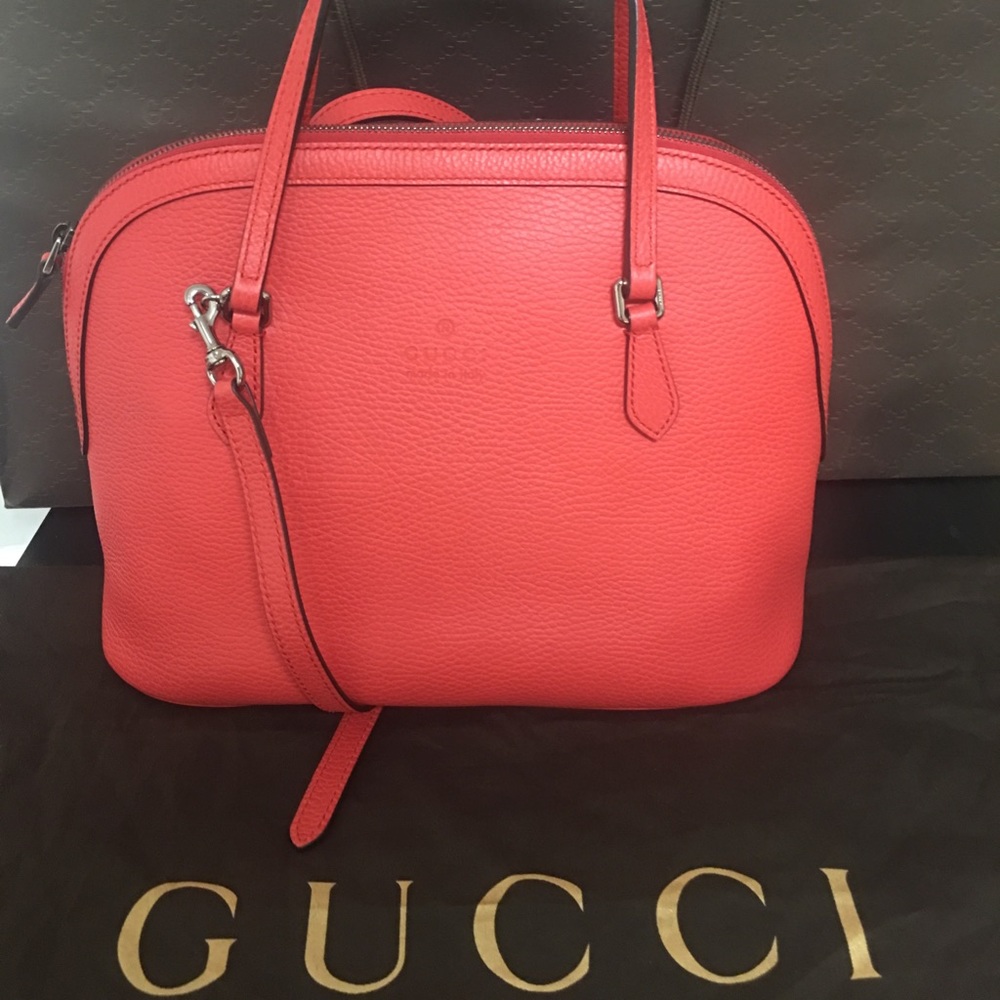 ❤️Adorable! Gucci Red Crossbody/Shoulder bag❤️